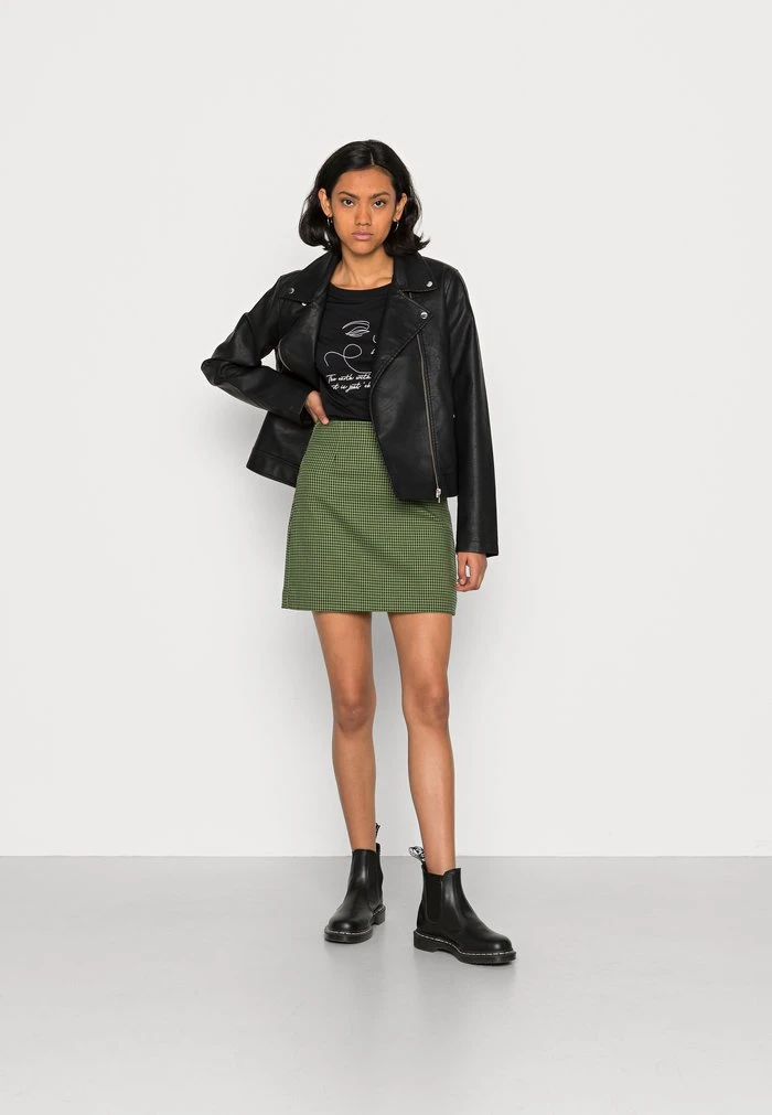 JDYFLORA - T-shirt Imprimé - Black 4 JDYFLORA - T-shirt Imprimé - Black – Image 2