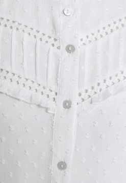 JDYEMILIA - Chemisier - Cloud Dancer 7 JDYEMILIA - Chemisier - Cloud Dancer -Promos JDY Boutique 03d6a9bcf2e24051a88a22f476f7f4d3