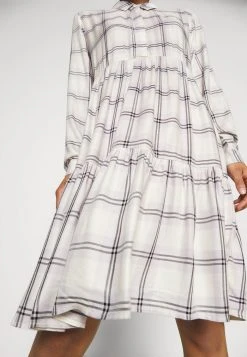 JDYSTAY BELOWKNEE SHIRT DRESS - Robe Chemise - Pastel Lilac -Promos JDY Boutique 0638c1bd37b64fd58155ad2f2fce60f1