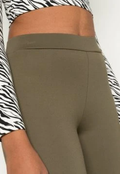 JDY PRETTY - Pantalon Classique - Kalamata 11 JDY PRETTY - Pantalon Classique - Kalamata -Promos JDY Boutique 094ee1b14b684933865705ec902f19c3