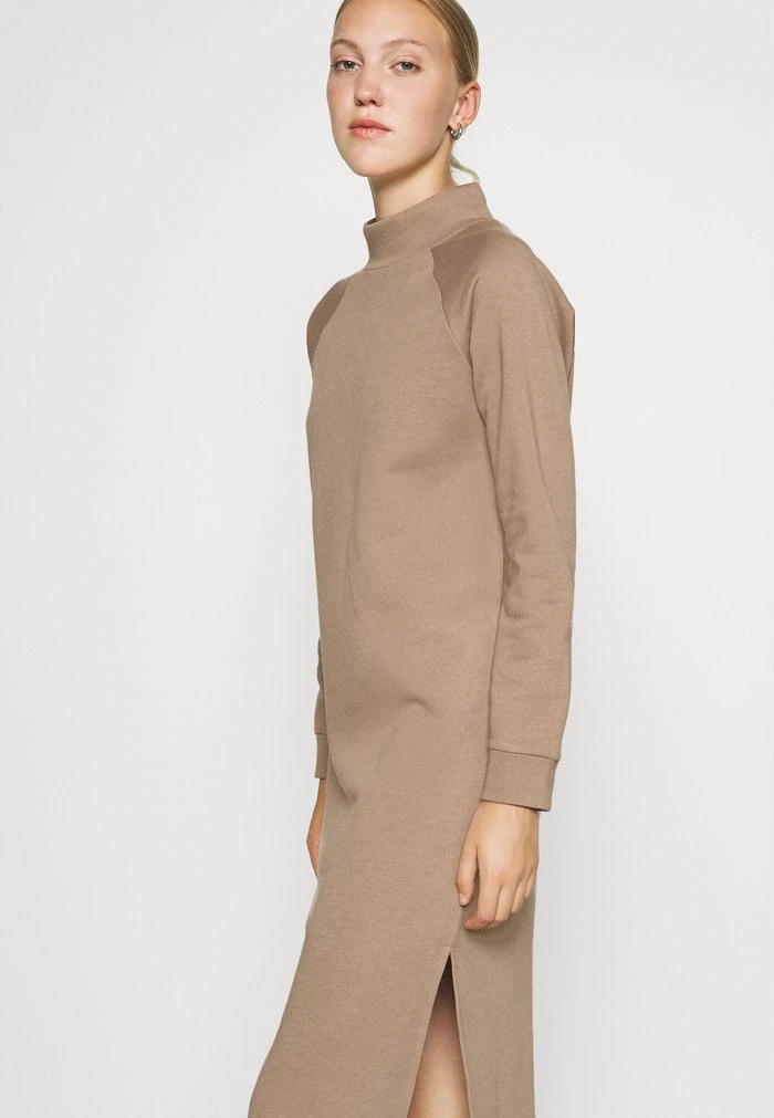 JDYLUCY LIFE L S RAGLAN SWEAT - Robe De Jour - Portabella 6 JDYLUCY LIFE L S RAGLAN SWEAT - Robe De Jour - Portabella – Image 4