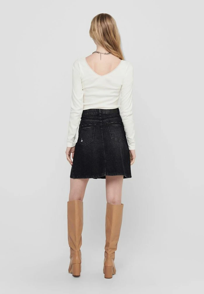 JDY T-shirt à Manches Longues - Cloud Dancer 5 JDY T-shirt à Manches Longues - Cloud Dancer – Image 3