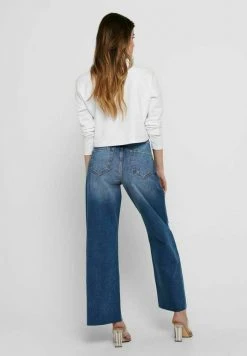 JDY Jean Flare - Medium Blue Denim 11 JDY Jean Flare - Medium Blue Denim -Promos JDY Boutique 0fdd2ae3720e4056b9379cea5153ed55