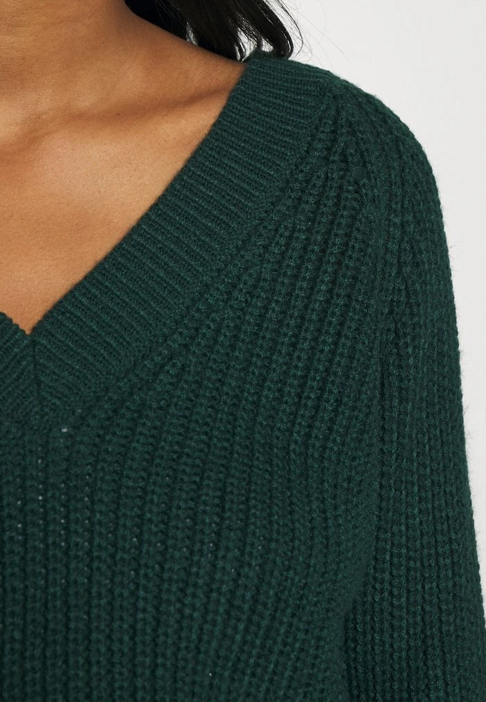 JDYLORI JUSTY V NECK - Pullover - Ponderosa Pine 7 JDYLORI JUSTY V NECK - Pullover - Ponderosa Pine – Image 5