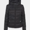 JDY Veste D'hiver - Black -Promos JDY Boutique 10f4339a6e274443aac5d511b1efe4eb