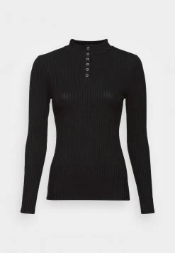 JDY T-shirt à Manches Longues - Black 10 JDY T-shirt à Manches Longues - Black -Promos JDY Boutique 11a09ace7dc948ad88748d14931a0788