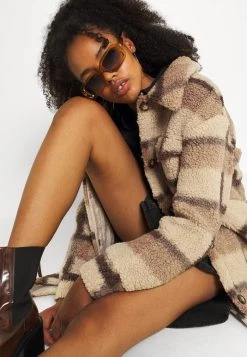 JDYELVIS TEDDY LONG JACKET - Manteau Classique - Nutmeg /beaver 11 JDYELVIS TEDDY LONG JACKET - Manteau Classique - Nutmeg /beaver -Promos JDY Boutique 1294066e8b4a4de583c6fa3b7a351b7a