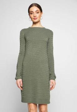 JDYGADOT TREATS - Robe Pull - Thyme