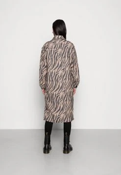 JDY UMALA LONG CHECK JACKET - Manteau Classique - Portabella Detail Black -Promos JDY Boutique 156949f95e0d4413baac3f424702cfc1