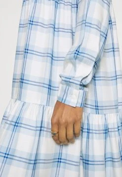 JDYSTAY BELOWKNEE SHIRT DRESS - Robe Chemise - Cashmere Blue 15 JDYSTAY BELOWKNEE SHIRT DRESS - Robe Chemise - Cashmere Blue -Promos JDY Boutique 15967588a32e49ae9ec9162b6d4481af