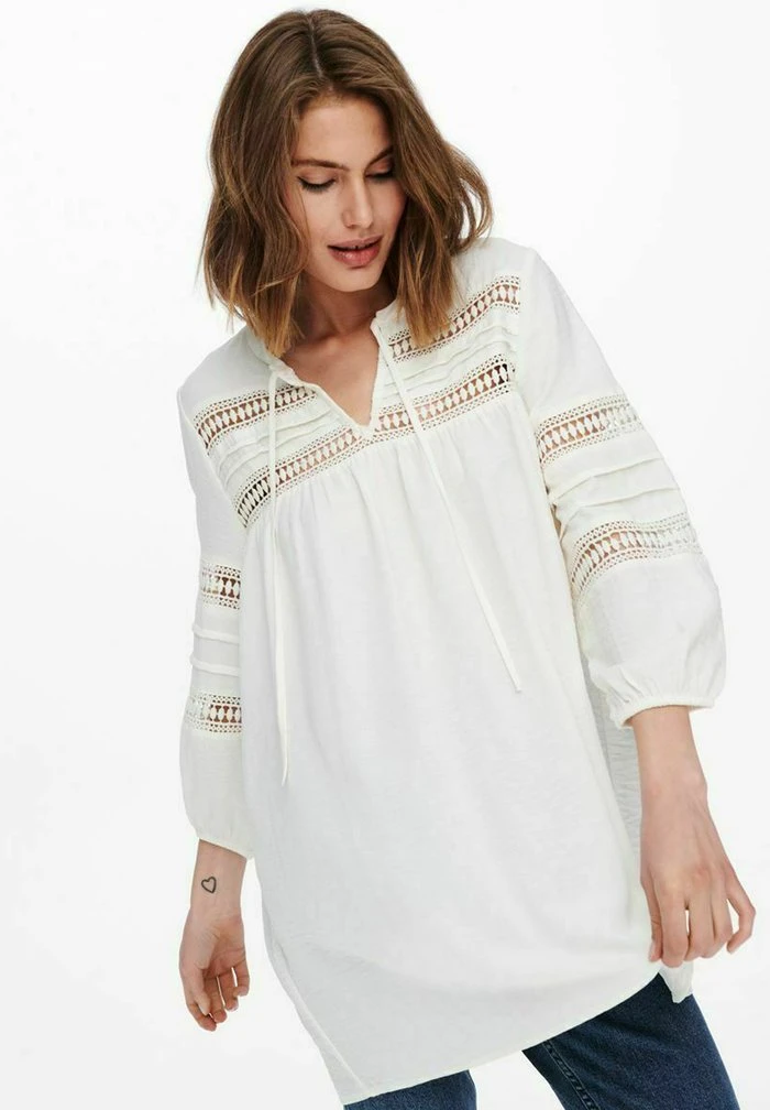 JDY Tunique - Cloud Dancer 6 JDY Tunique - Cloud Dancer – Image 4