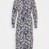 JDYPIPER ABOVE CALF DRESS - Robe Chemise - Black Iris/purple/ Parisian Blue 2 JDYPIPER ABOVE CALF DRESS - Robe Chemise - Black Iris/purple/ Parisian Blue -Promos JDY Boutique 19485f7af6834daba22f321da6232aef