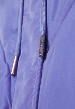 JDYDESTINY SHORT - Veste D'hiver - Jacaranda 13 JDYDESTINY SHORT - Veste D'hiver - Jacaranda -Promos JDY Boutique 1b6f17e515514c9baedef8e7f70d643a