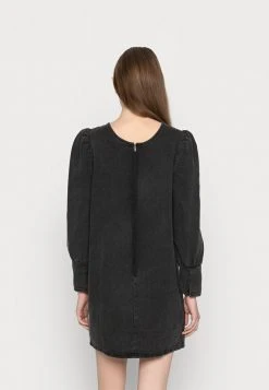 JDY Robe En Jean - Black Denim 9 JDY Robe En Jean - Black Denim -Promos JDY Boutique 1cd5c454b78548eca89bc1bfc5ff4a45