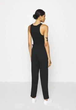 JDY CATIA - Pantalon Classique - Black 9 JDY CATIA - Pantalon Classique - Black -Promos JDY Boutique 1f277465e6cf4d798e5507460834569c