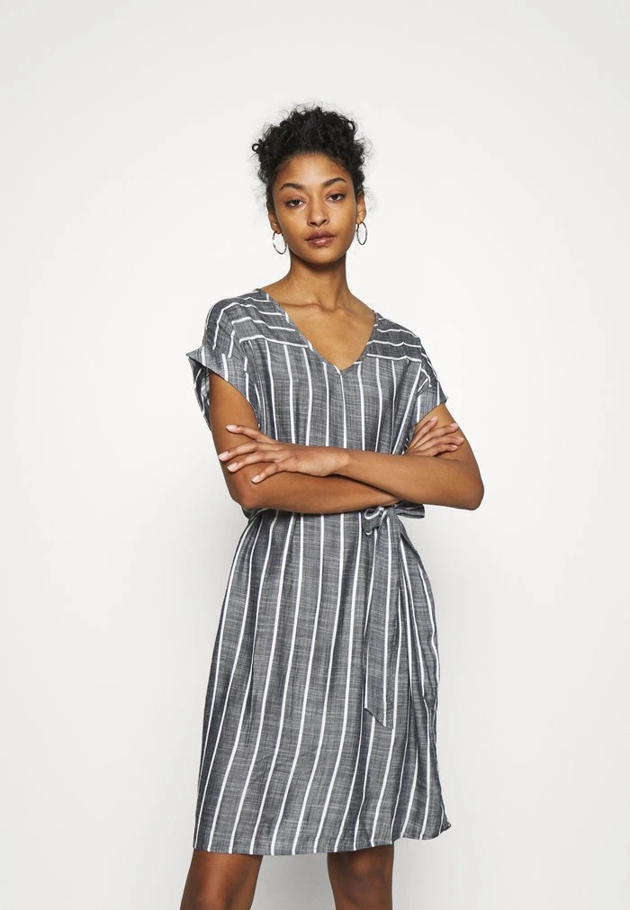 JDYJANINE DRESS - Robe De Jour - Sky Captain/white 3 JDYJANINE DRESS - Robe De Jour - Sky Captain/white