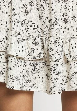 JDYSTAAR LIFE FRILL WVN - Jupe Trapèze - Tapioca/black 11 JDYSTAAR LIFE FRILL WVN - Jupe Trapèze - Tapioca/black -Promos JDY Boutique 1fd221d0d577493bbbf48496c584df15