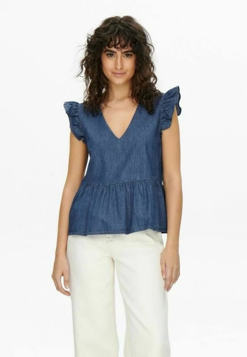 JDY RÜSCHEN - Blouse - Medium Blue Denim 2 JDY RÜSCHEN - Blouse - Medium Blue Denim -Promos JDY Boutique 26162e3c80fc4be9bb5495cf64df2036