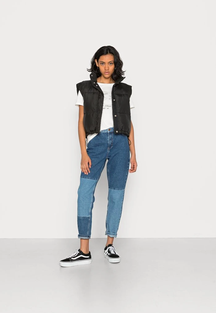 JDYFLORA - T-shirt Imprimé - Off White 4 JDYFLORA - T-shirt Imprimé - Off White – Image 2