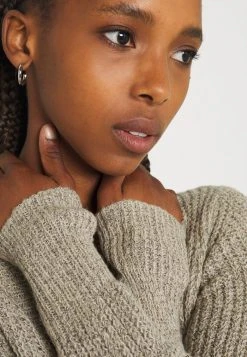 JDY MEGAN - Gilet - Taube 11 JDY MEGAN - Gilet - Taube -Promos JDY Boutique 2a57a4f09487404da113aa0860abda4c