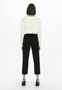 JDY Pantalon Classique - Black 10 JDY Pantalon Classique - Black -Promos JDY Boutique 2d4e41df28b64a598fd3f96f232ca02a