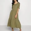 JDYDALILA FROSTY LONG DRESS - Robe En Jersey - Martini Olive 2 JDYDALILA FROSTY LONG DRESS - Robe En Jersey - Martini Olive -Promos JDY Boutique 2fed05618dae4d228b3ed52a4a4d0193