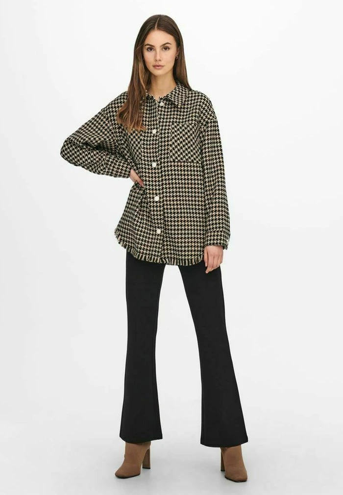 JDY Veste Légère - Black 4 JDY Veste Légère - Black – Image 2