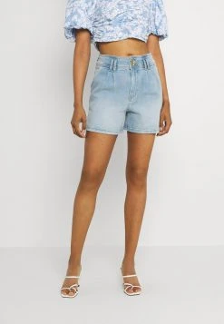 JDYCARMEN LIFE POCKET - Short En Jean - Light Blue Denim