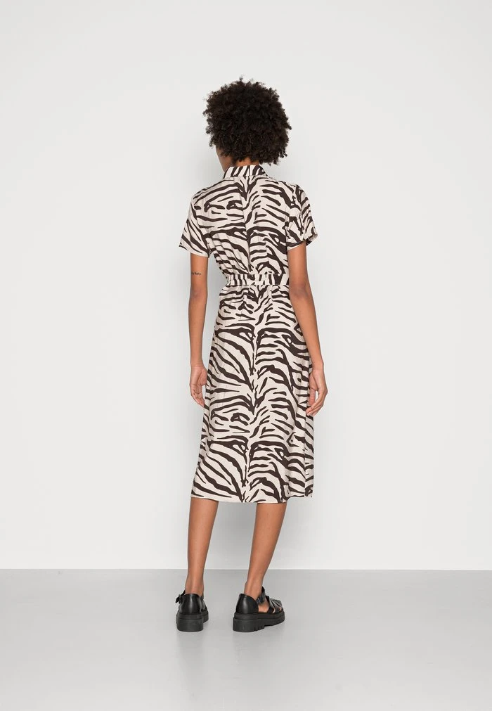 JDYCAMILLE ELLY LIFE DRESS - Robe De Jour - White Sand Black Zebra 5 JDYCAMILLE ELLY LIFE DRESS - Robe De Jour - White Sand Black Zebra – Image 3