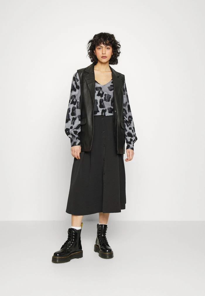 JDYCOHEN - Blouse - Oyster Mushroom/black 4 JDYCOHEN - Blouse - Oyster Mushroom/black – Image 2