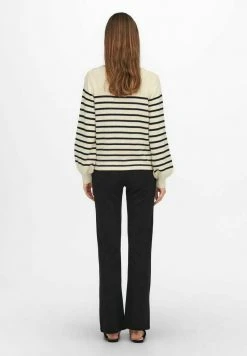 JDY Pullover - Antique White 11 JDY Pullover - Antique White -Promos JDY Boutique 3781750e1f424b19872e4a6468057003