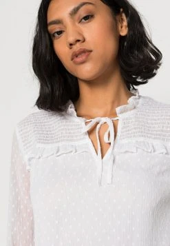 JDY Blouse - Cloud Dancer -Promos JDY Boutique 38ebf46bded446b5bca5d026f54a0ab5