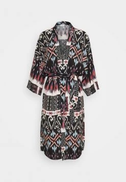 JDYTRAVIS LIFE 3/4 KIMONO - Veste Légère - Black 14 JDYTRAVIS LIFE 3/4 KIMONO - Veste Légère - Black -Promos JDY Boutique 39bd5ee1537a459fb1d9a80193aaa4b0