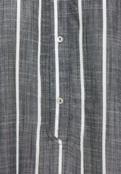 JDYJANINE LONG SHIRT - Blouse - Sky Captain/white 7 JDYJANINE LONG SHIRT - Blouse - Sky Captain/white -Promos JDY Boutique 3dd5f03078b54ef3ab65cb03650edc28