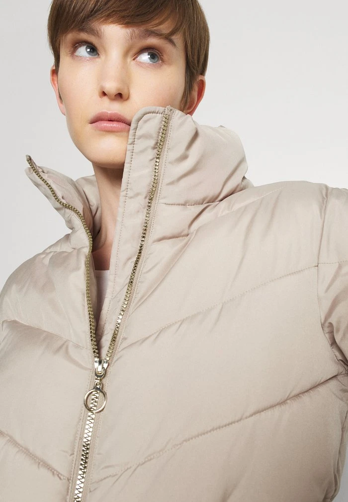 JDYFINNO - Veste D'hiver - Simply Taupe 9 JDYFINNO - Veste D'hiver - Simply Taupe – Image 7