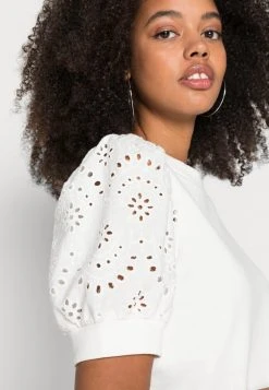 JDYLINE 2/4 - T-shirt Imprimé - Cloud Dancer 11 JDYLINE 2/4 - T-shirt Imprimé - Cloud Dancer -Promos JDY Boutique 445aecb5d2864408a4c075f0813ed61a