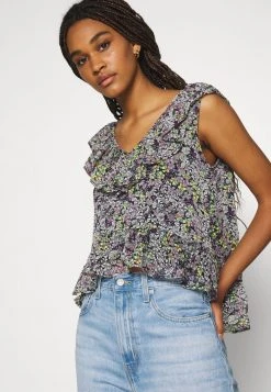 JDYLARISA CROPPED - T-shirt Imprimé - Black 11 JDYLARISA CROPPED - T-shirt Imprimé - Black -Promos JDY Boutique 44612ef88fc34f64a9119a2448e51de1