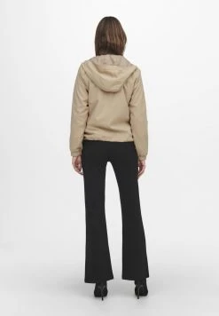 JDYNEWHAZEL SHINE JACKET - Veste Légère - Sand 10 JDYNEWHAZEL SHINE JACKET - Veste Légère - Sand -Promos JDY Boutique 453fb554db414c87a7122c576b559adf