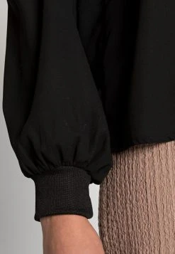 JDYKALUA TOP - Blouse - Black 11 JDYKALUA TOP - Blouse - Black -Promos JDY Boutique 498bb38c554a4a05a35348800d2163d4