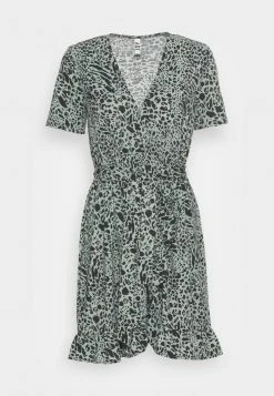 JDYSUE WRAP DRESS - Robe En Jersey - Chinois Green/black Leo 10 JDYSUE WRAP DRESS - Robe En Jersey - Chinois Green/black Leo -Promos JDY Boutique 4a66200a54b346ac9700b8b511fbabf9
