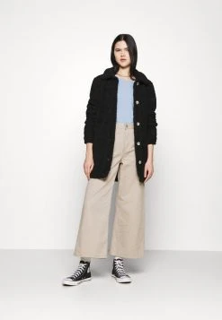 JDYSTELLA BELT JACKET - Manteau Classique - Black 11 JDYSTELLA BELT JACKET - Manteau Classique - Black -Promos JDY Boutique 4a8a09b25c434b098d60e4faea1af658