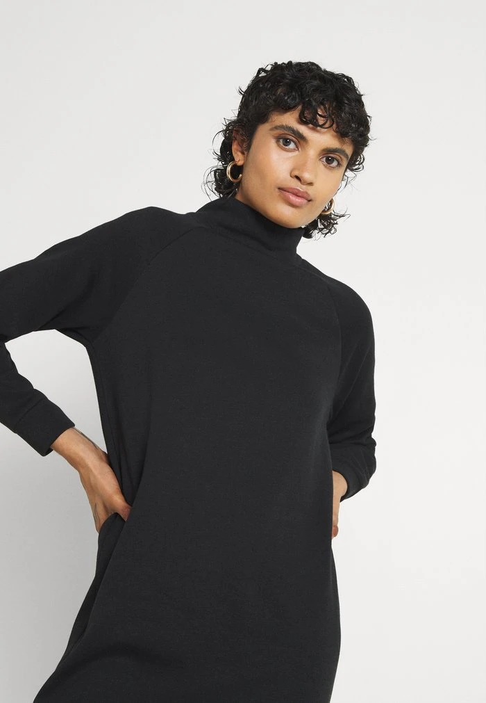 JDYLUCY LIFE L S RAGLAN SWEAT - Robe De Jour - Black 8 JDYLUCY LIFE L S RAGLAN SWEAT - Robe De Jour - Black – Image 6