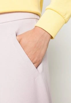 JDY LOUISVILLE CATIA - Pantalon Classique - Lavender Frost -Promos JDY Boutique 515791b1a6294357baa39c28236e2c73