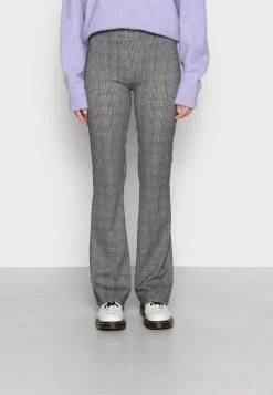 JDYMANDY MIA FLARE PANT - Pantalon Classique - Cloud Dancer