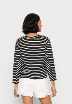 JDYMAGGIE - T-shirt à Manches Longues - Black/antique White 9 JDYMAGGIE - T-shirt à Manches Longues - Black/antique White -Promos JDY Boutique 55d94d545433403b9ac180c7a069d687