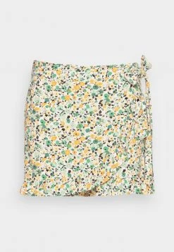 JDYSTARR LIFE WRAP - Short - Cloud Dancer/greenbriar/apricot 10 JDYSTARR LIFE WRAP - Short - Cloud Dancer/greenbriar/apricot -Promos JDY Boutique 5927ba08440847288ad51852dd70c1c2