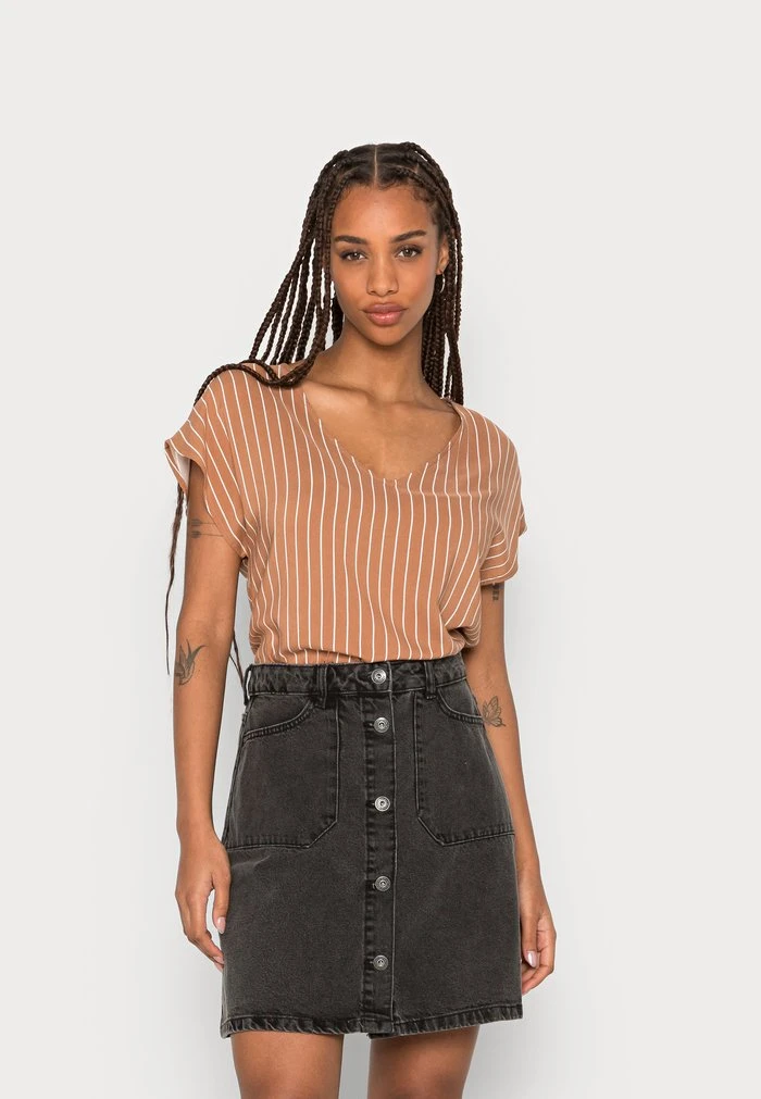 JDYSTARR LIFE V NECK - Blouse - Lion/sandshell 3 JDYSTARR LIFE V NECK - Blouse - Lion/sandshell