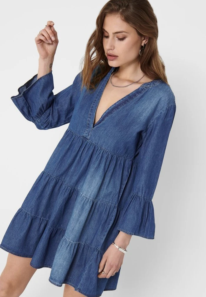 JDY Robe En Jean - Medium Blue Denim 6 JDY Robe En Jean - Medium Blue Denim – Image 4