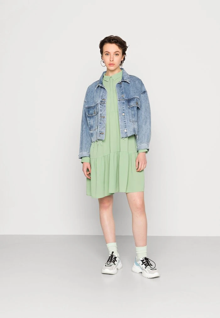 JDYPIPER DRESS - Robe Chemise - Basil 4 JDYPIPER DRESS - Robe Chemise - Basil – Image 2