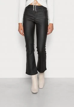 JDYNEWTHUNDER CROP FLARE PANT - Pantalon Classique - Black